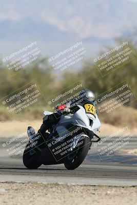 media/Oct-25-2025-Race Pace (Sat) [[47cce5476f]]/Non Verified (1st 20 Minutes of Every Hour)/4-Turn 2 (1112am)/